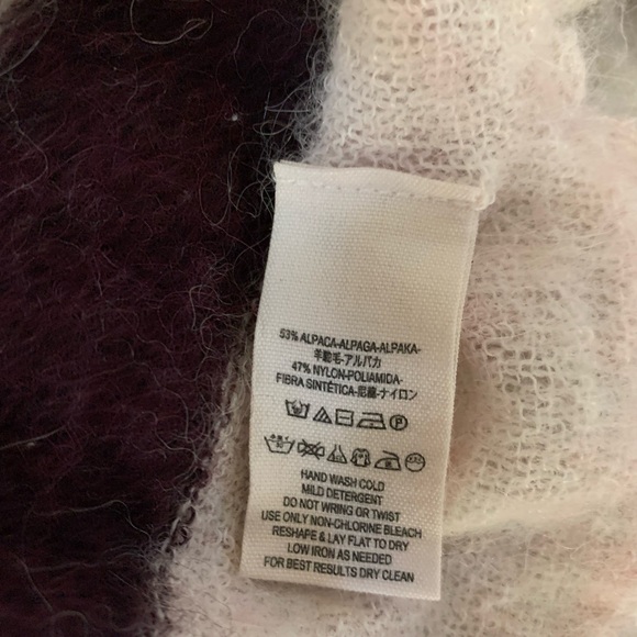 Free People size large v-neck striped fuzzy sweater 💕 - Picture 7 of 7